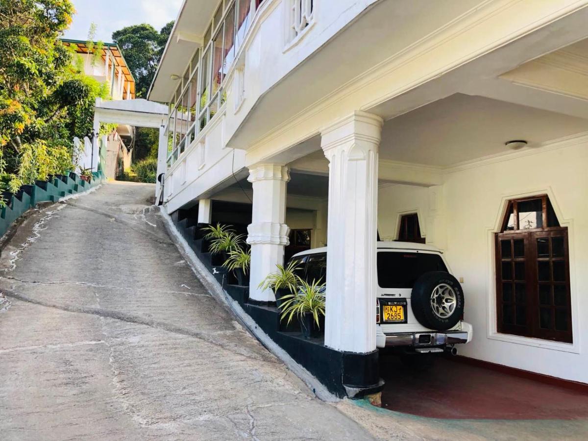 Suisse Villa Kandy Exterior foto